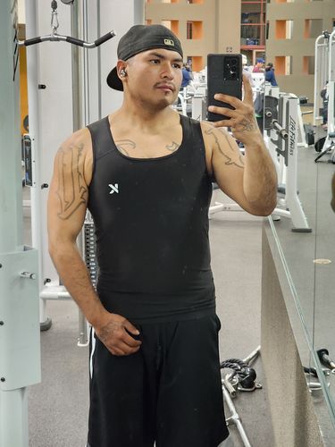 Customer photo review of Men's Heat-Trapping Sweat Vest