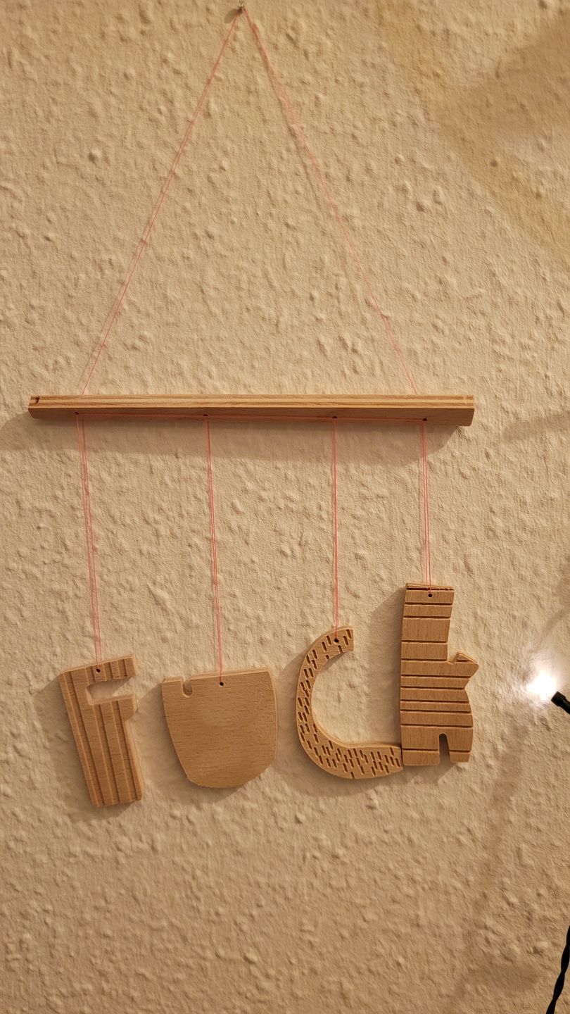 Customer photo review of DIY Fuck Mobile | zum selbst fädeln