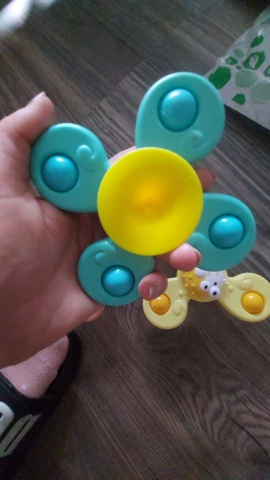 Customer photo review of Bébé Spinner - pack de 3 jouets