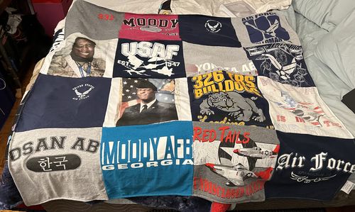 T-shirt quilt featuring 326 bulldogs by Maria from NY