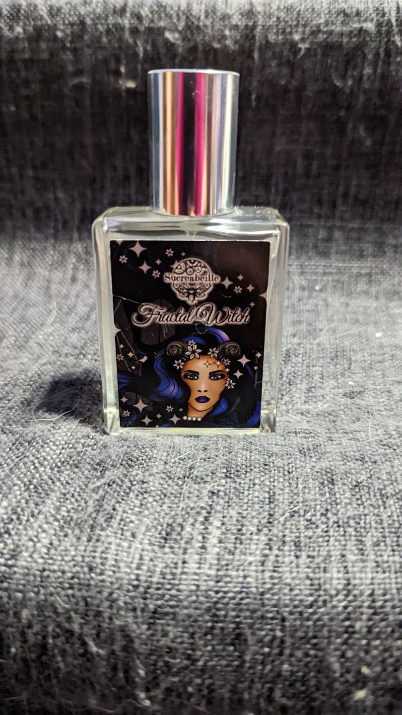 Customer photo review of Fractal Witch