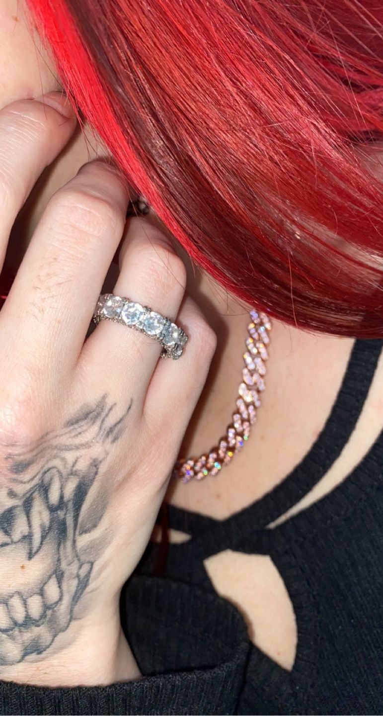 Customer photo review of ICY ICICLE.