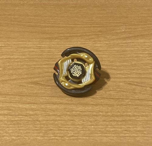 Customer photo review of Takara Tomy Beyblades - Vulcan Horuseus 145D