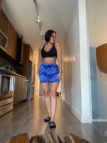 Customer photo review of Dark Blue Marble Lightning Scrunch Butt Biker Shorts