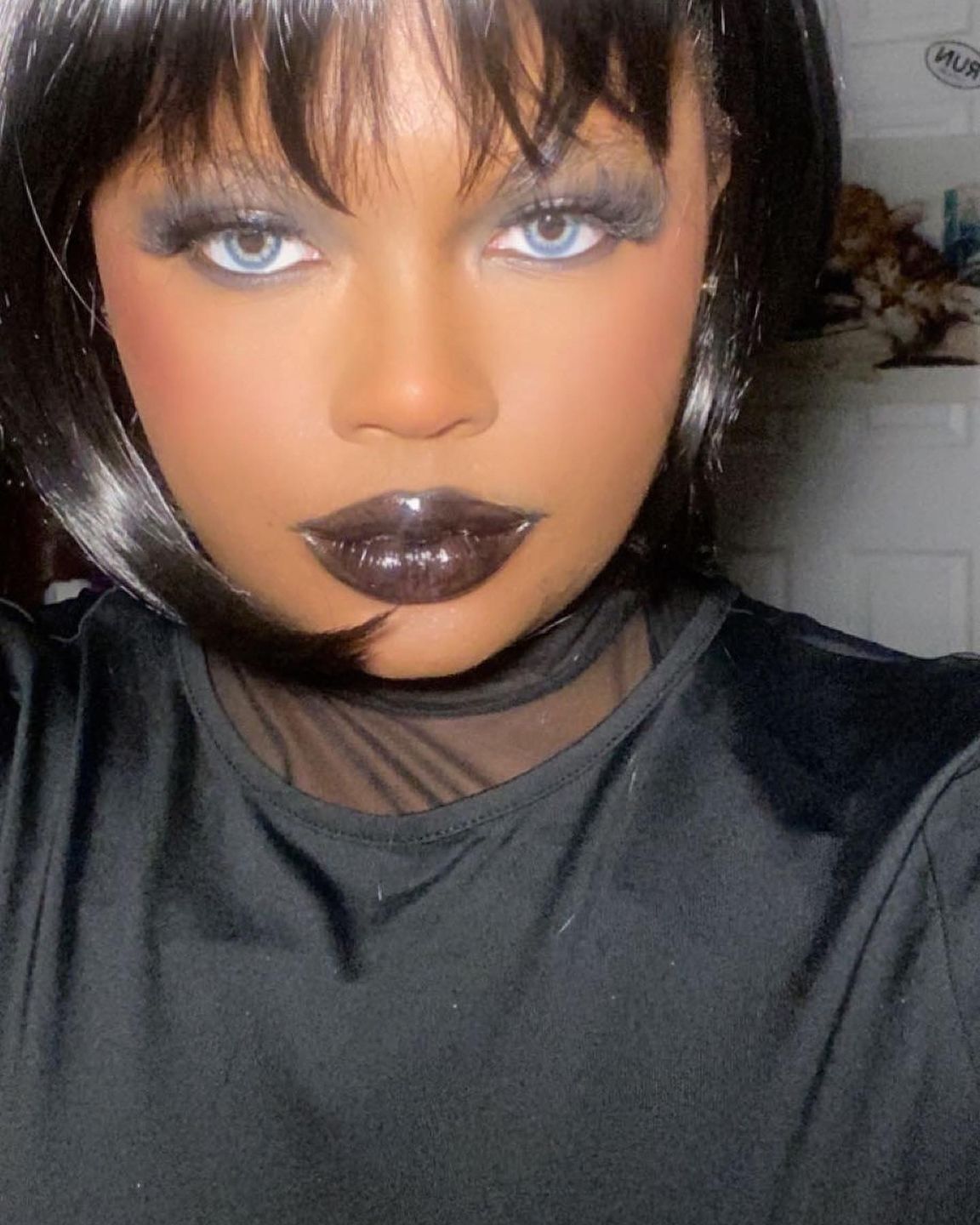 Customer photo review of 2Dadoll pandora blue Contact Lenses(1 pair/6 months)