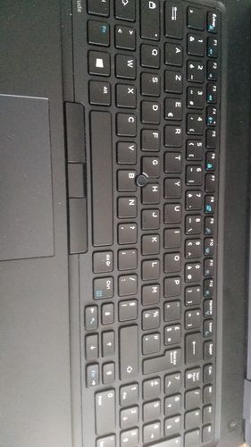 Avis photo d'un client sur Clavier Azerty Français Pour Dell Latitude E5580 Rétroéclairage