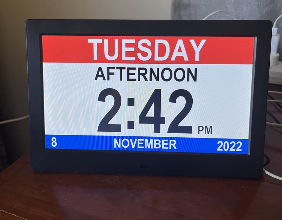Customer photo review of XL 10" Reminder Clock