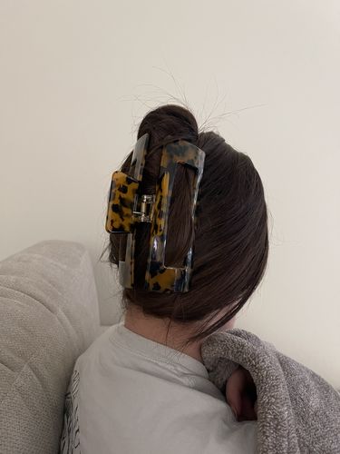 Customer photo review of XXL Dreamy Claw Clip