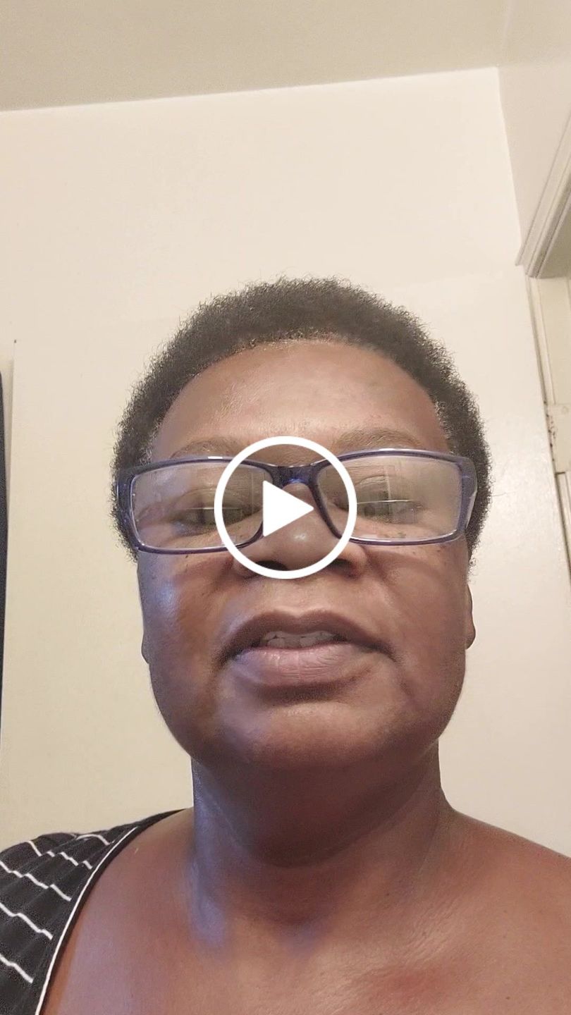 Customer video review of Curly Hair Wash and Go System with Organic Jojoba Oil for Moisturizing Hair with Lavender Fragrance (Step 1 - 4)