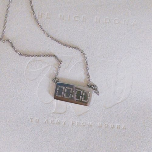 Customer photo review of BTS 00:00 Necklace
