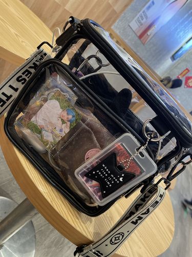 Customer photo review of Ultimate Moonchild Stadium Tour Bag