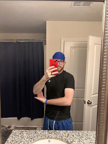 Customer photo review of Men's Heat Trapping T-Shirt