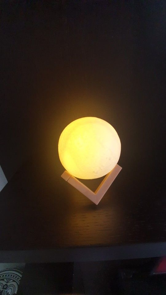 Customer photo review of Mystical Moon Lamp