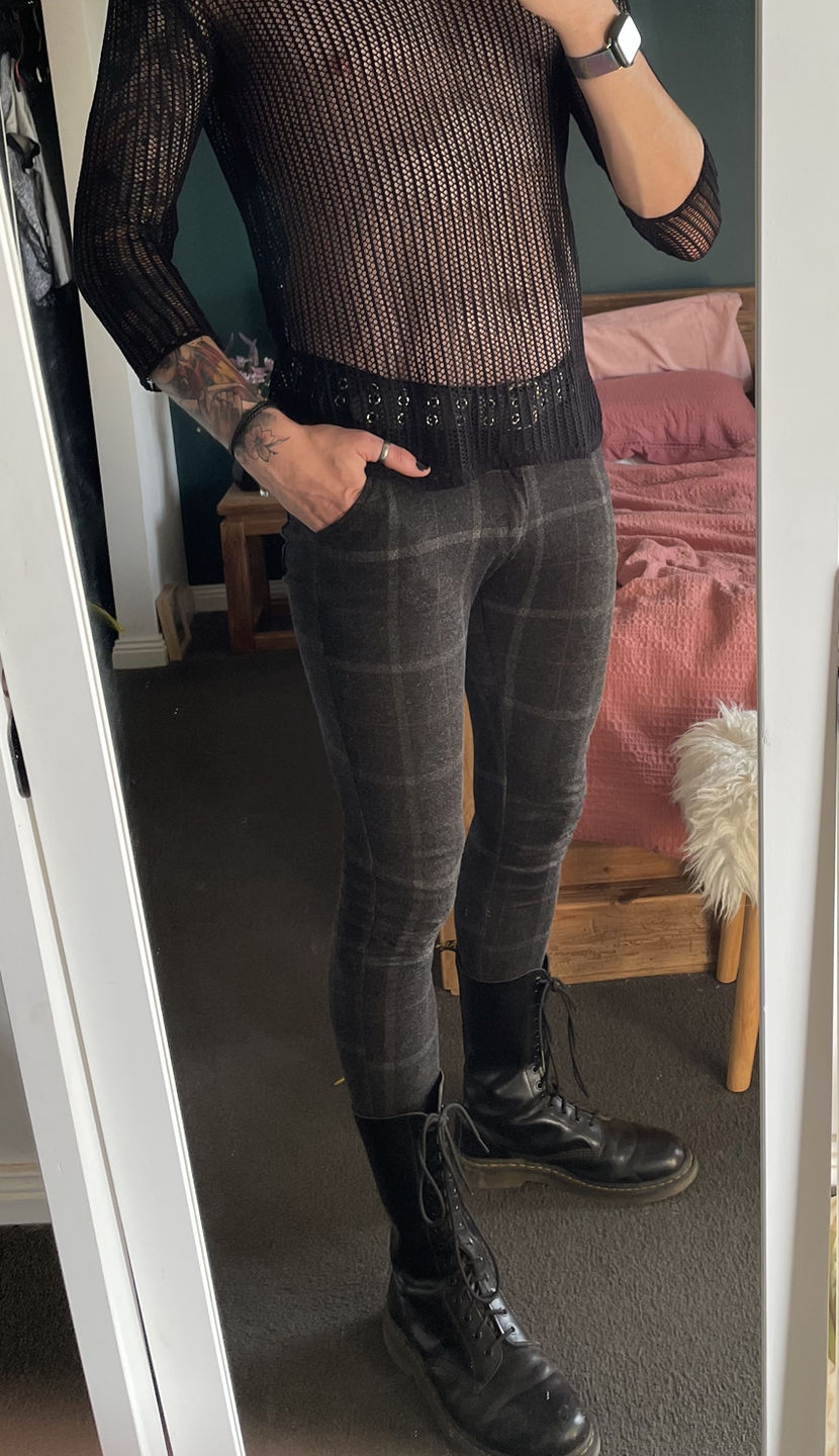 Customer photo review of Ultra Stretch Chino Pants - Skinny Fit - Black Checkered