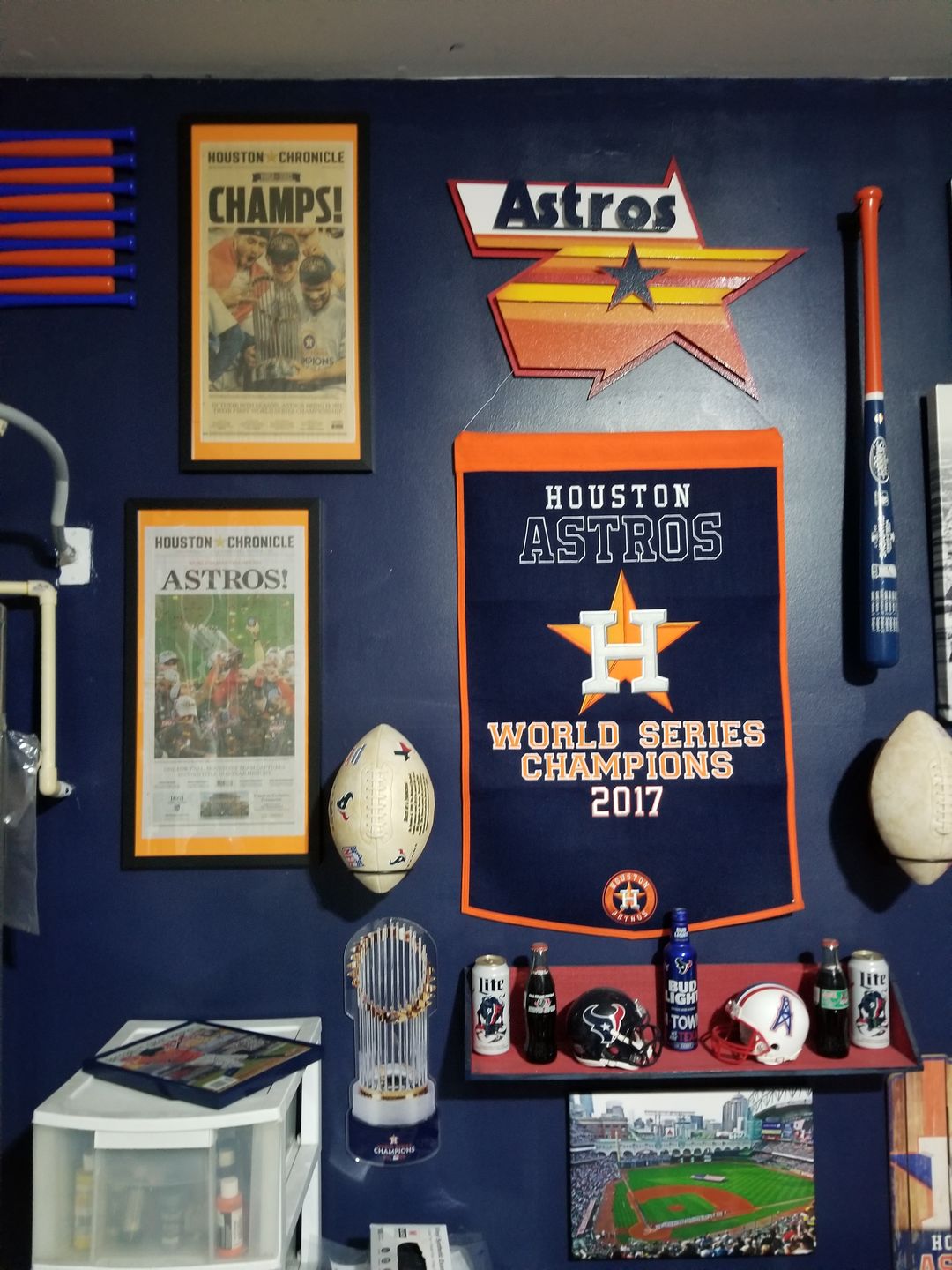 Customer photo review of Houston Astros Retro Logo 3D Metal Metal Wall Art