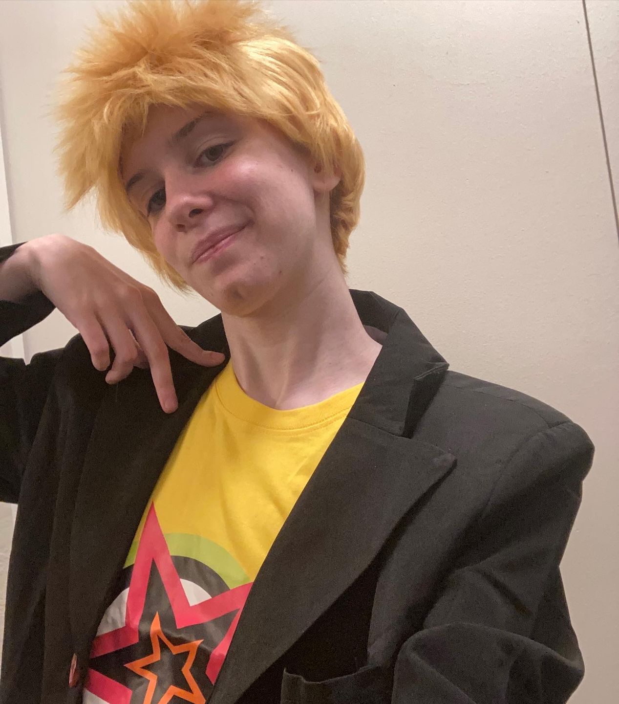 Customer photo review of Men Yellow Short Straight Pixie Fringe Bangs Cosplay Wig