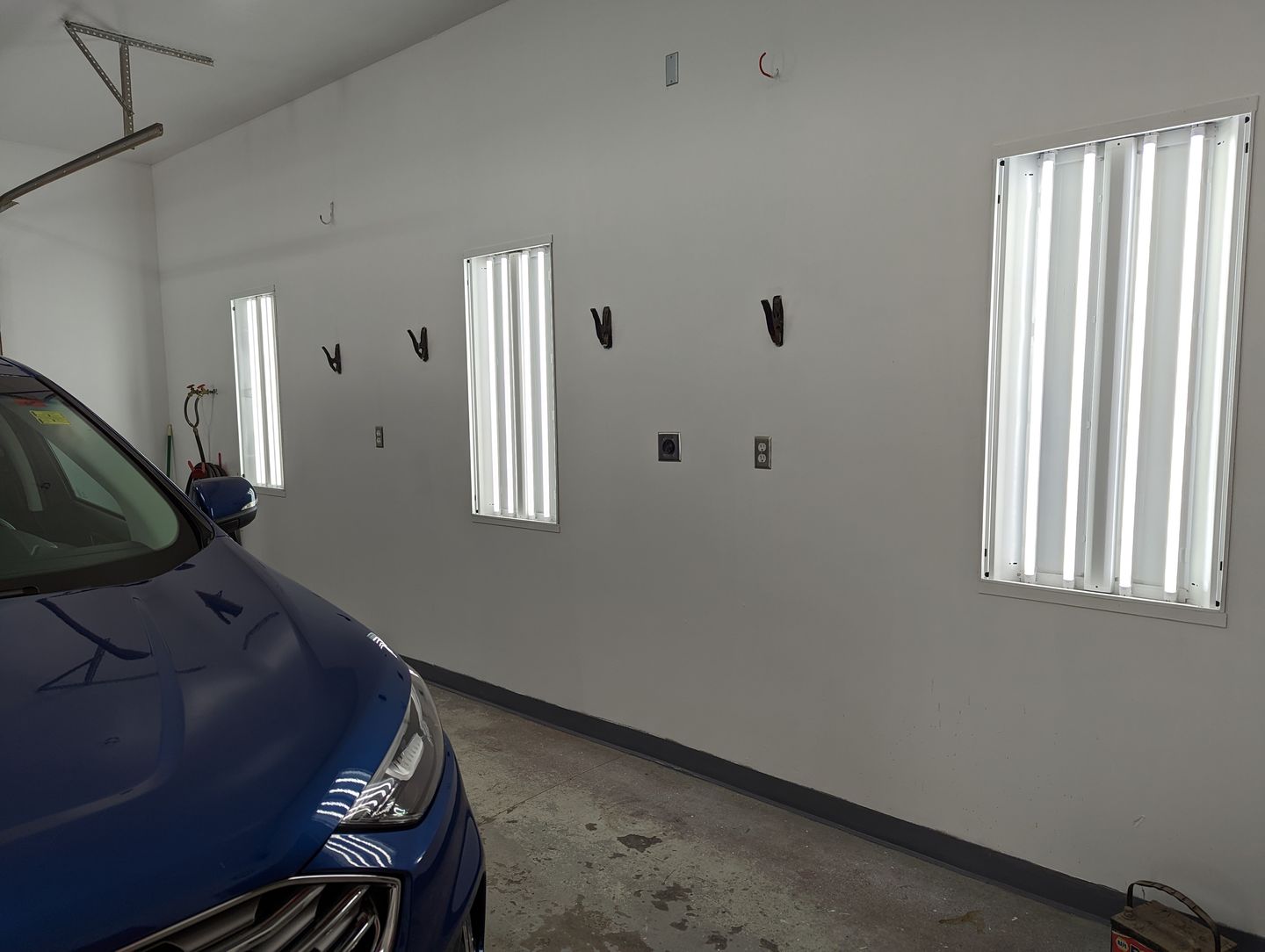 Customer photo review of T8 4ft LED Tube/Bulb - 18W 2520 Lumens 5000K Frosted, G13 Base, Single End Power - Ballast Bypass