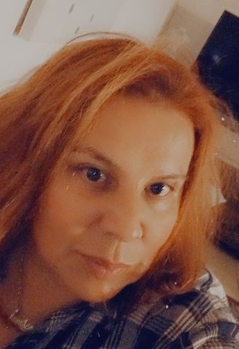 Reseña con foto de un cliente sobre Barra de Henna Gloss