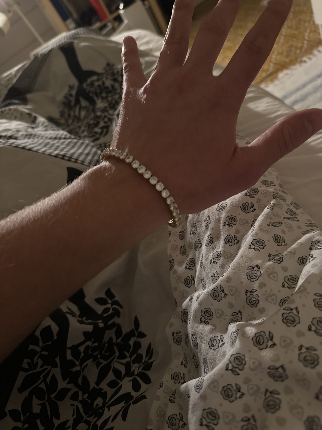 Customer photo review of TENNISBOY. - 5MM 18K GOLD