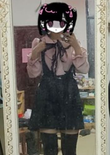 Customer photo review of Black Mini Skirt Suspenders Gothic Style