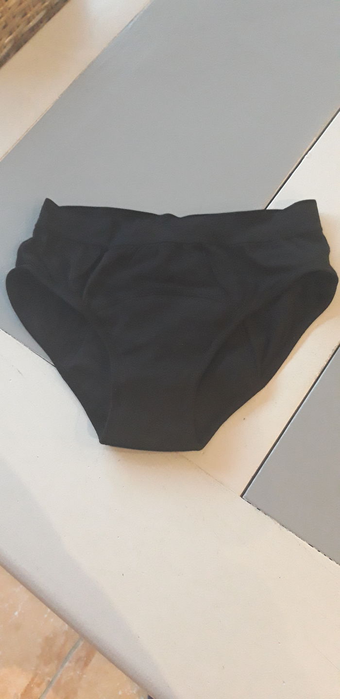 Customer photo review of Culotte Menstruelle Ados Léa