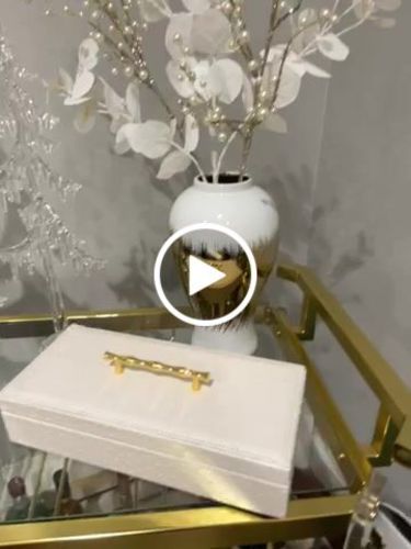 Customer video review of 12" White and Gold Ginger Jar