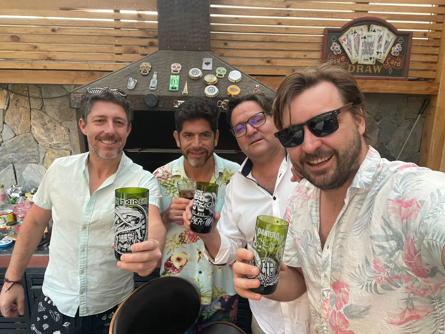 Customer photo review of Juego de 6 Vasos Metaleros
