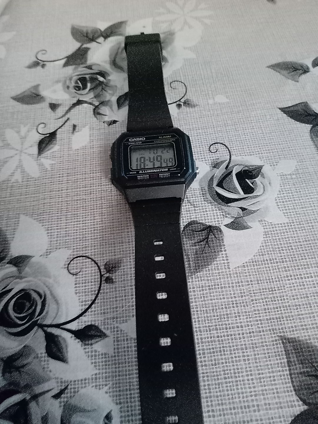 Customer photo review of Reloj Casio Vintage W-217H-1AVDF Classic Líneas Azules