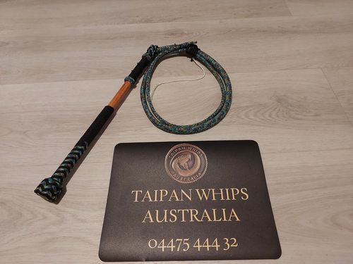 Customer photo review of Bass Paracord