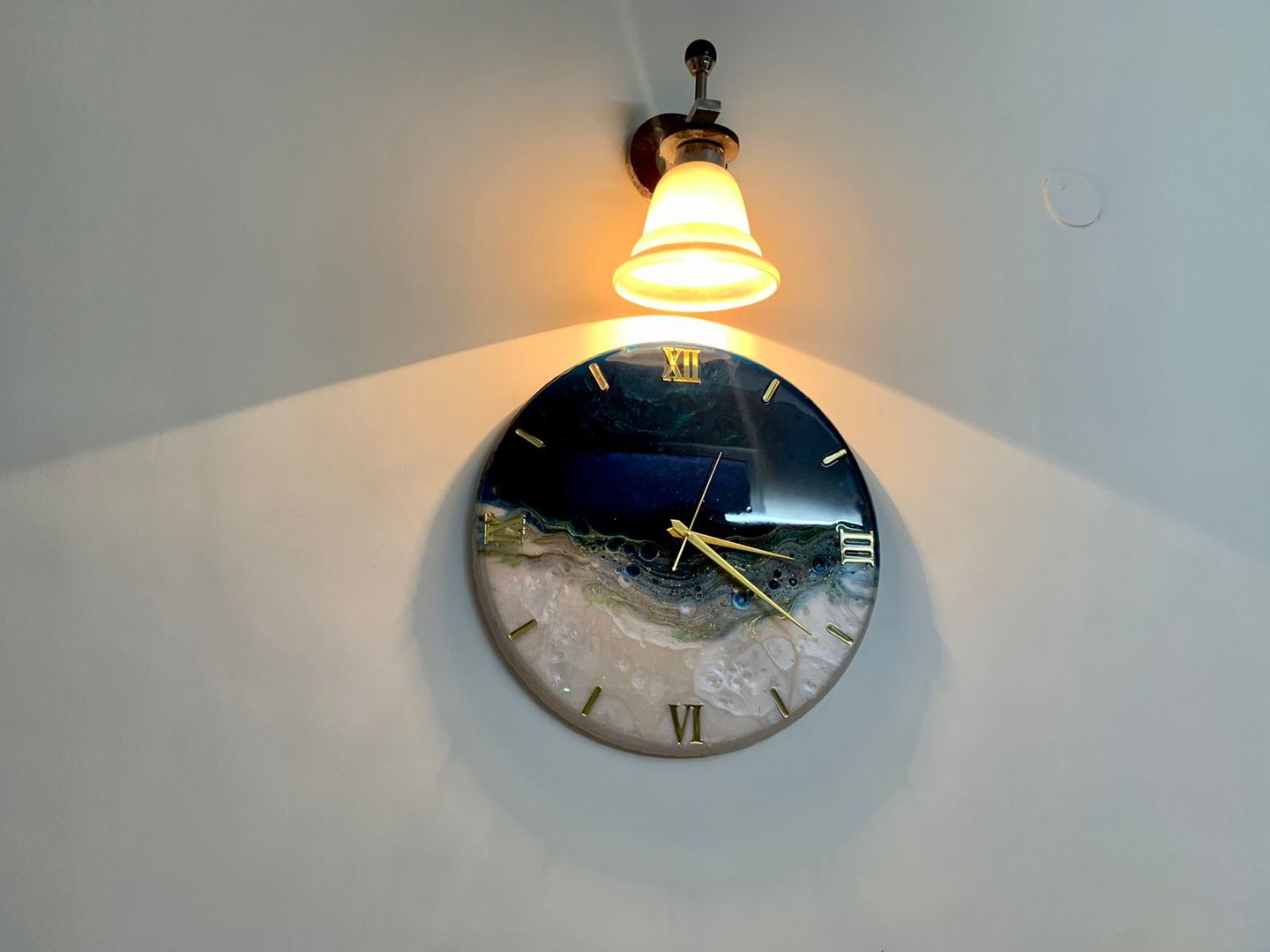Customer photo review of Ticking Thunder Clock Regular Size 17.5 Inches (Royal Blue)