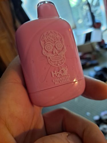 Customer photo review of Esco Bar H2O 6000 Puffs