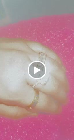 Customer video review of Cube Stones Ring | 18K vergoldet