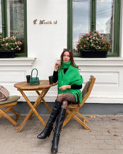 Customer photo review of Luxury Cashmere Thick Warm Solid Scarf