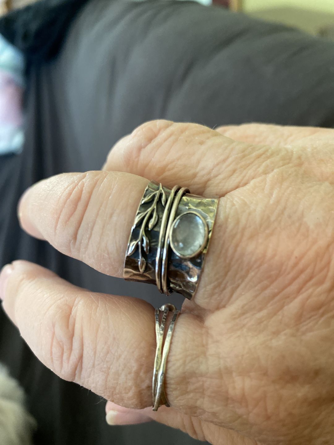 Customer photo review of Aquamarine Leaf Spinner ring Sterling Silver