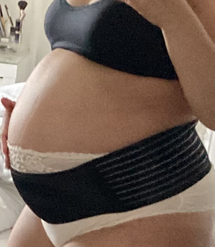 Customer photo review of Pregnancy Support Belt