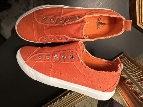 Customer photo review of My Orange Babalu Shoes