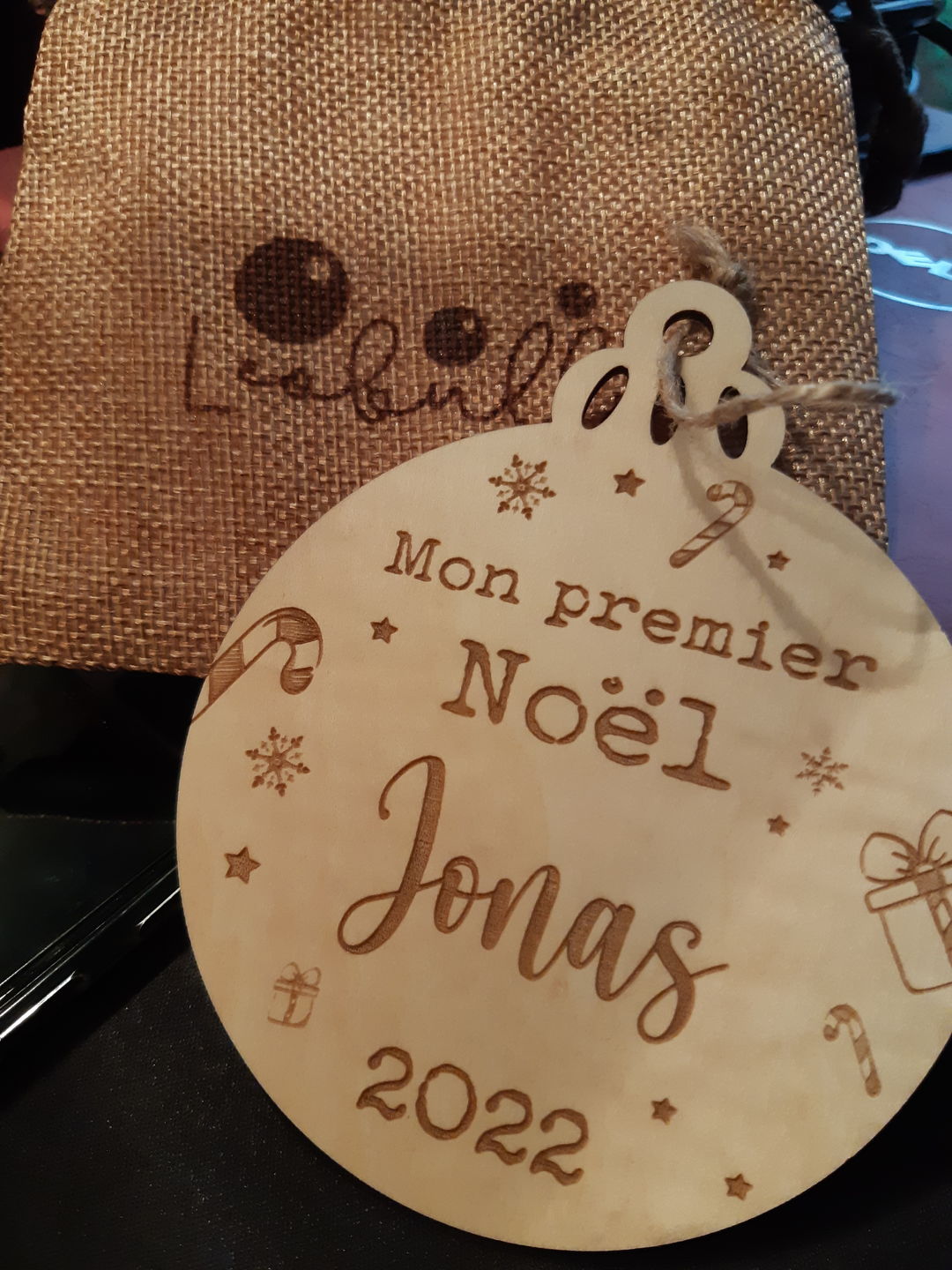 Customer photo review of Boule de Noël Personnalisée - Mon Premier Noël