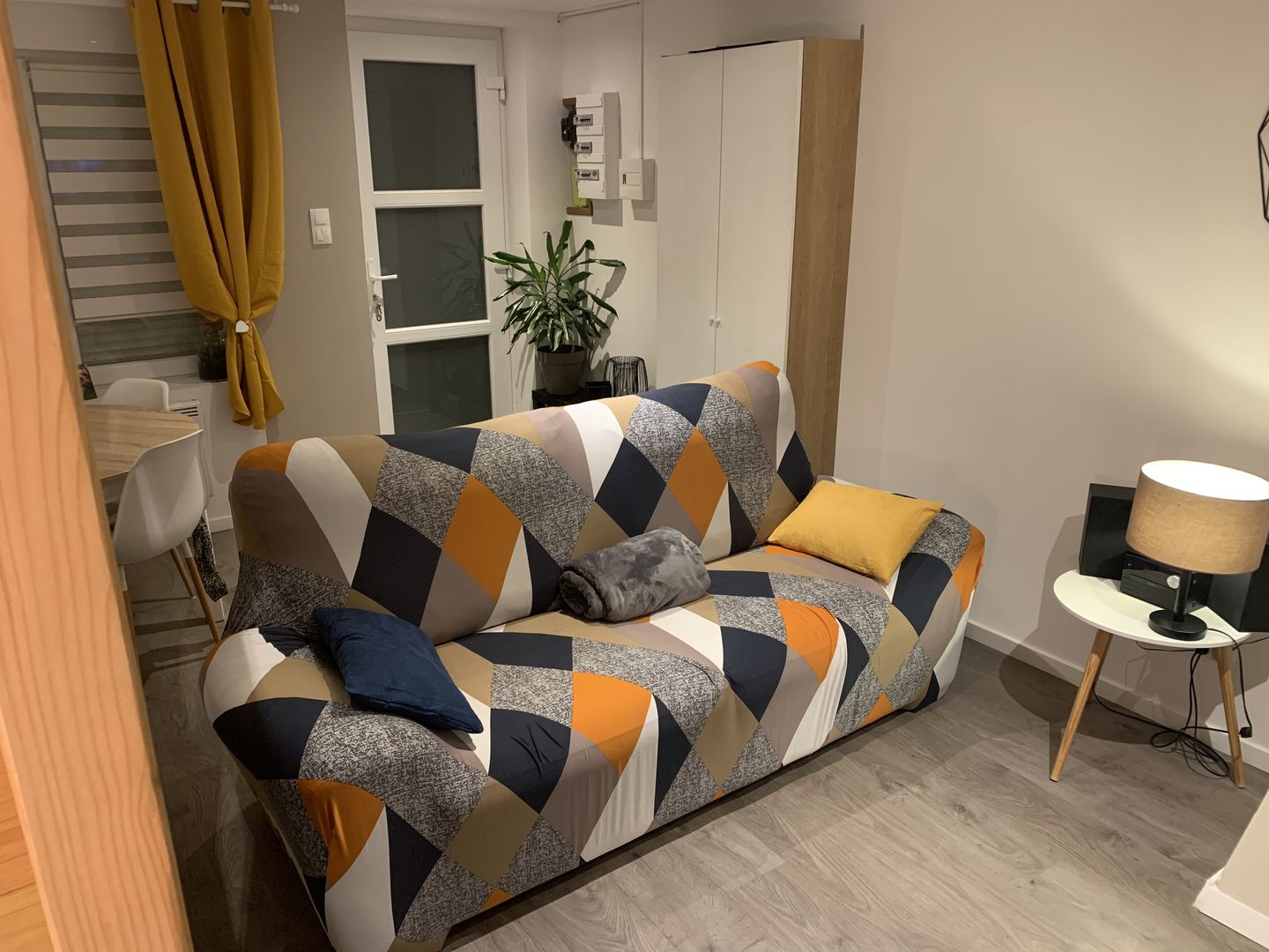 Customer photo review of Modern - Housses Extensibles de Fauteuil et Canapé