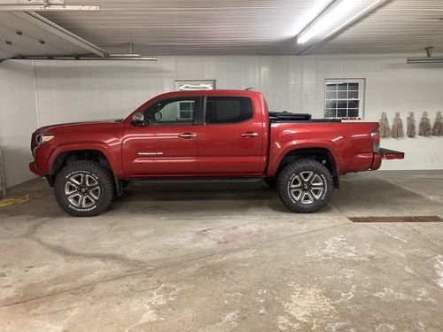Customer photo review of 3" Front and 2" Rear Leveling lift kit for 2005-2023 Toyota Tacoma 4WD