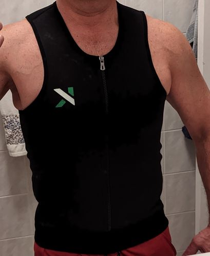 Customer photo review of Men's Zipper Neoprene Sauna Vest