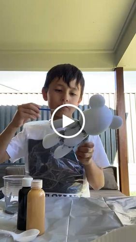 Customer video review of 23cm Drip Bear Kit