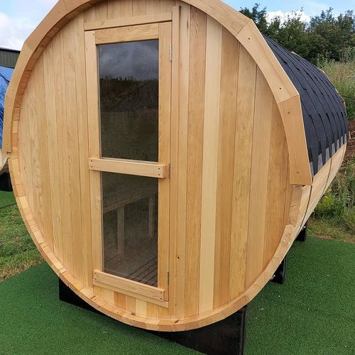 Customer photo review of Smartmak® Canadian Hemlock/Red Cedar Outdoor Barrel Sauna Nature 3