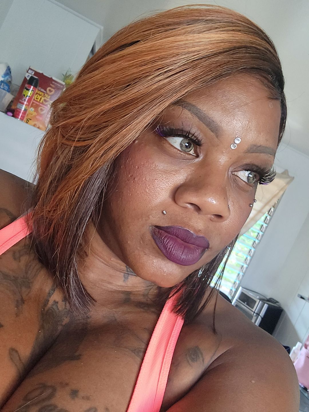 Customer photo review of Hidrocor MEL Prescription Colored Contact Lenses