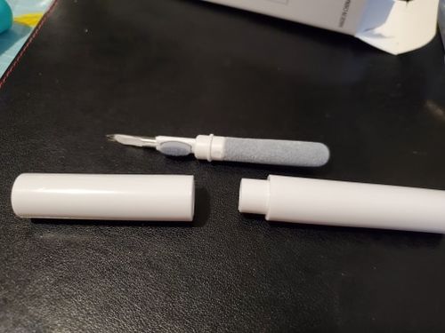 Customer photo review of Airpods Cleaning Tool