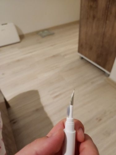 Customer photo review of Airpods Cleaning Tool
