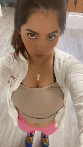 Customer photo review of Pink Striped Scrunch Butt Leggings