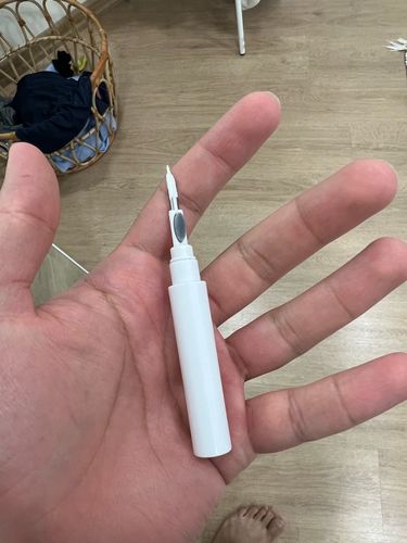 Customer photo review of Airpods Cleaning Tool