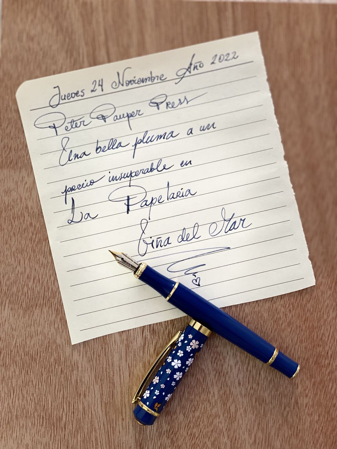 Customer photo review of Pluma Estilografica - Falling Blossoms