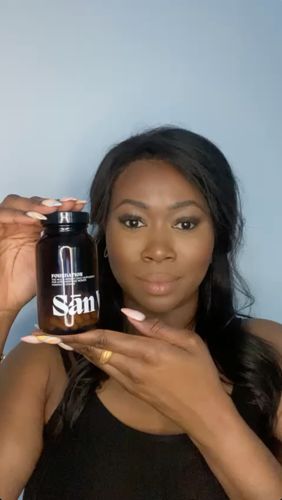 Customer photo review of FOUNDATION - The Black Woman's Capsule