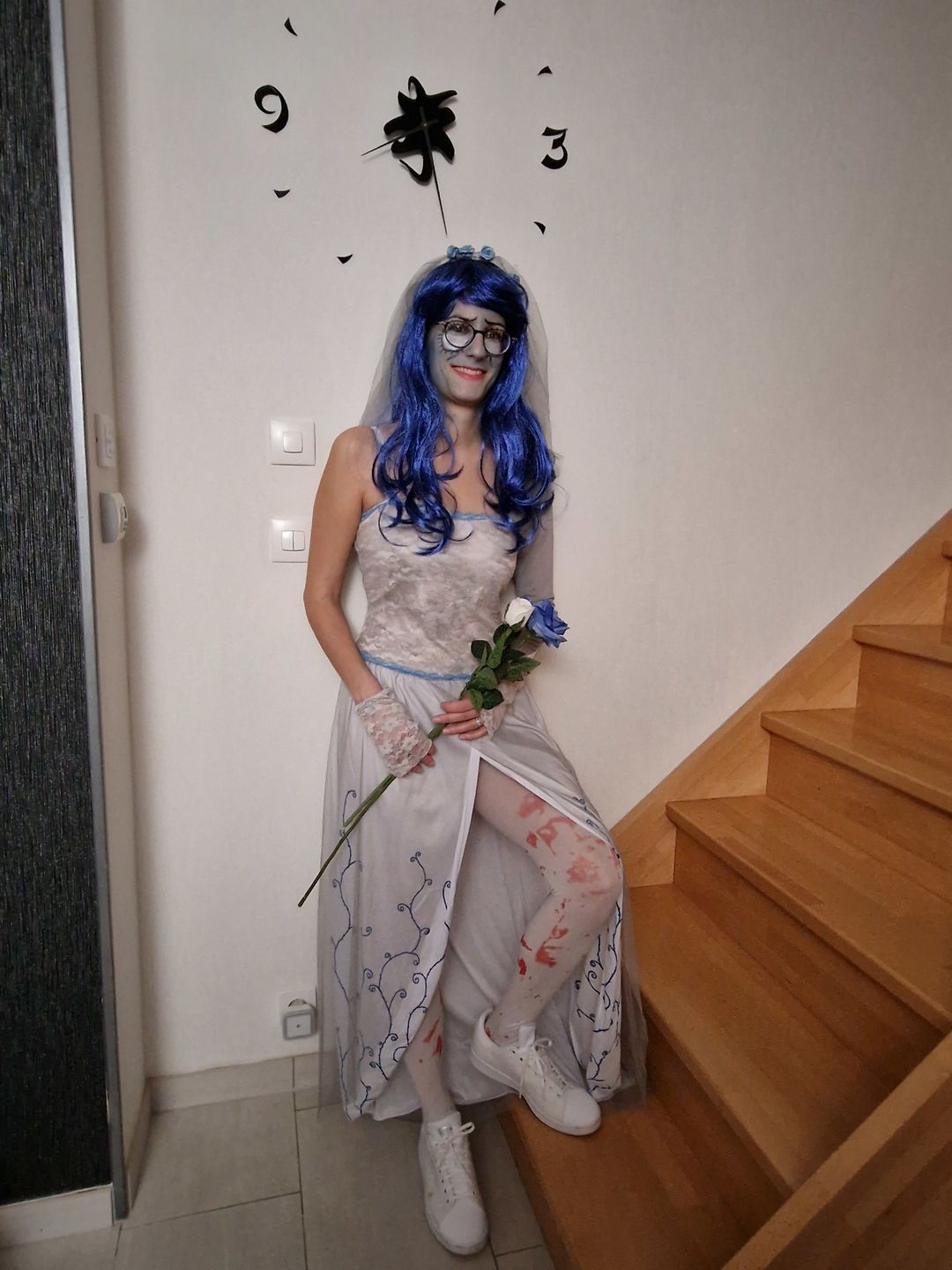 Customer photo review of Les Noces Funèbres Film Femme Emily Robe Cosplay Costume Carnaval Halloween